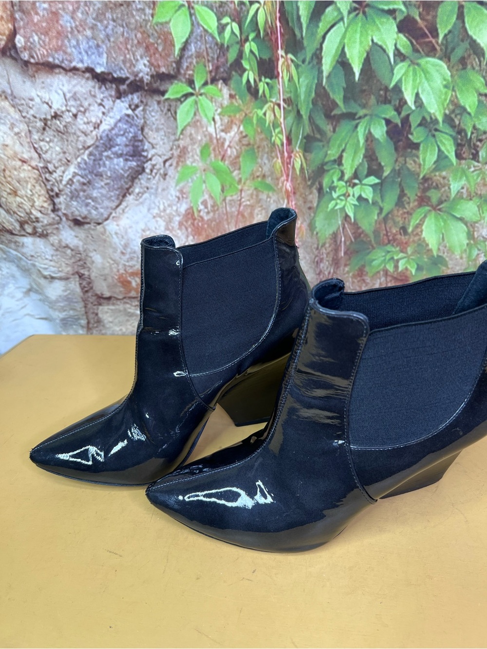 POUR LA VICTOIRE Charcoal Patent Leather Minimalist Luxury Ankle Boots, 7.5 - Picture 3 of 15